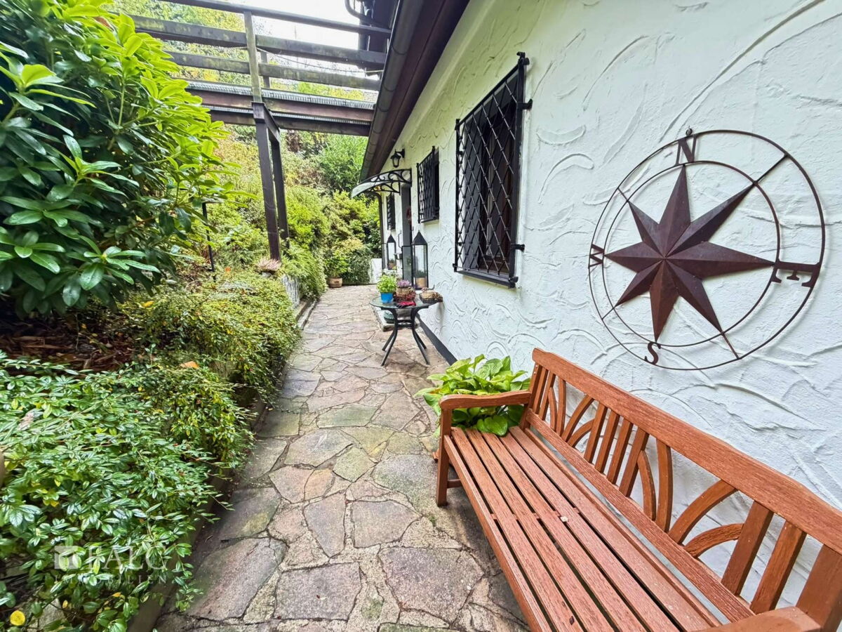 Terrasse zum Eingang