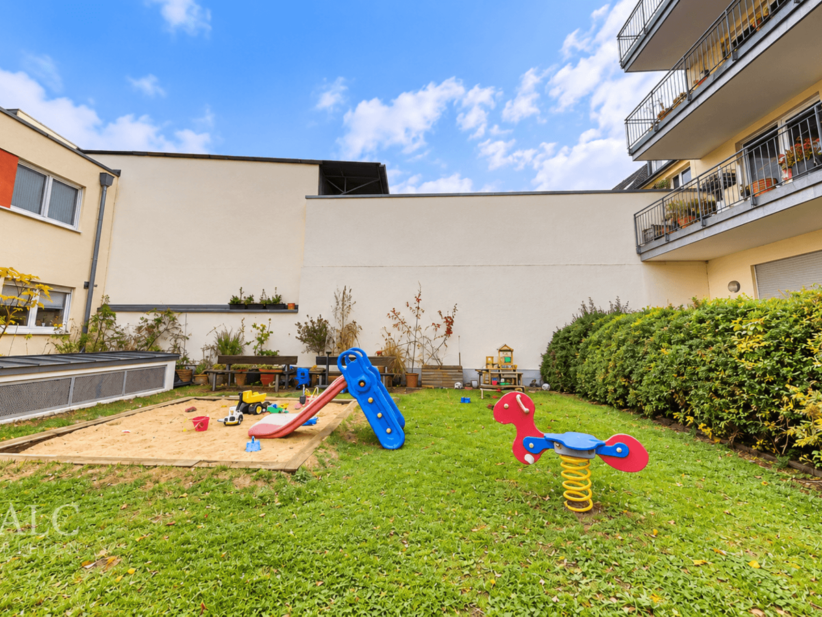 Spielplatz im Innenhof