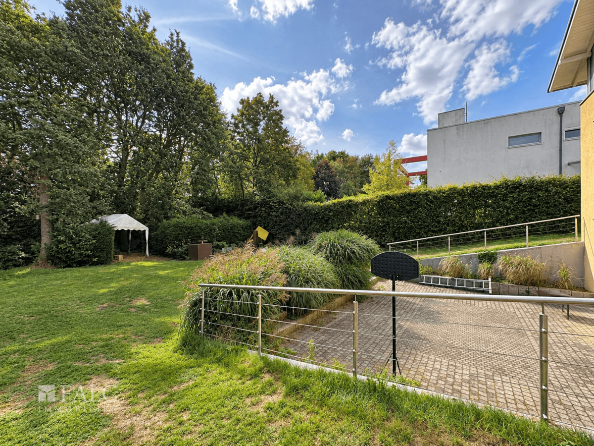 Garten (Bildinhalte teilweise mit KI bearbeitet)