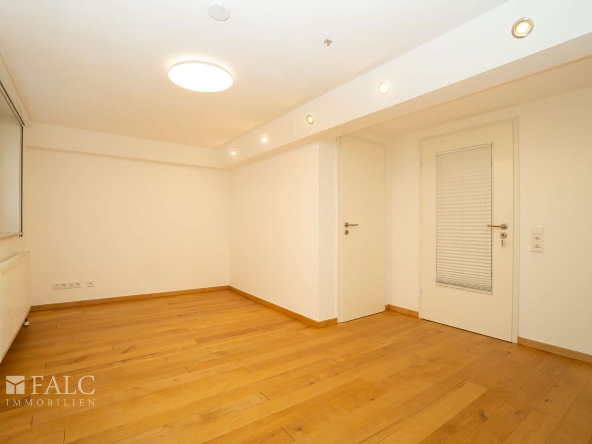 Arbeitszimmer