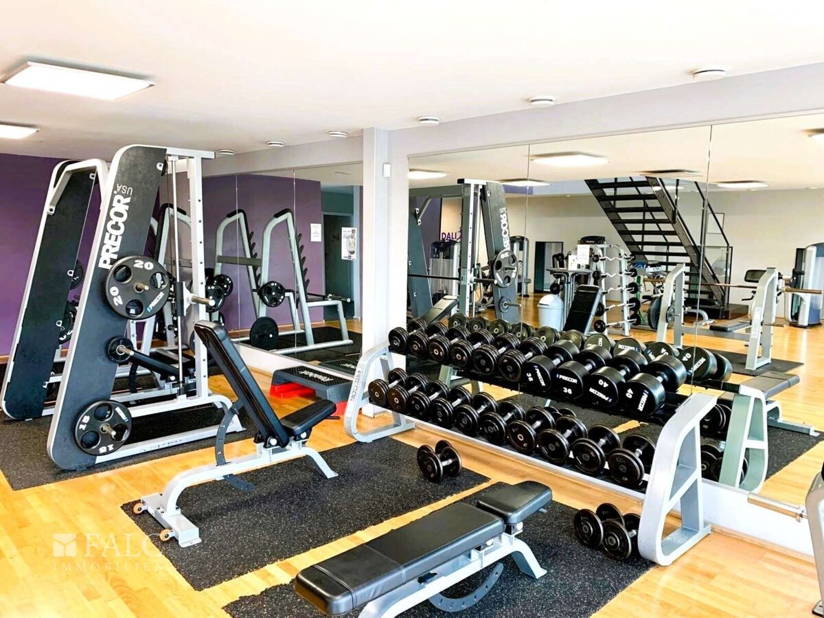 Fitnessstudio Gäste im Obergeschoss
