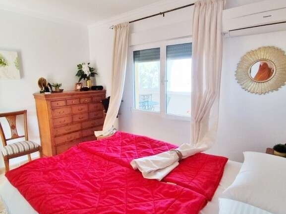 Schlafzimmer1