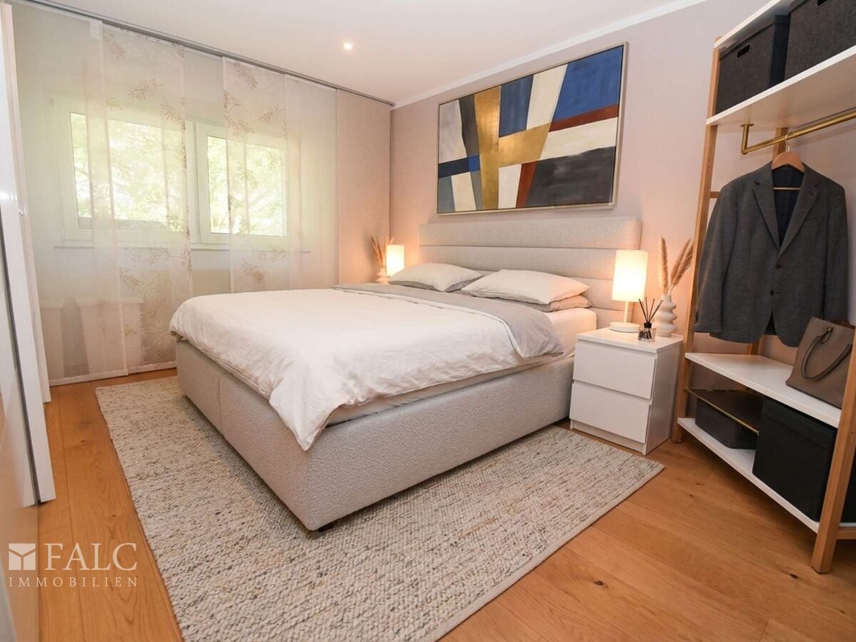 Schlafzimmer (virt. möbliert)