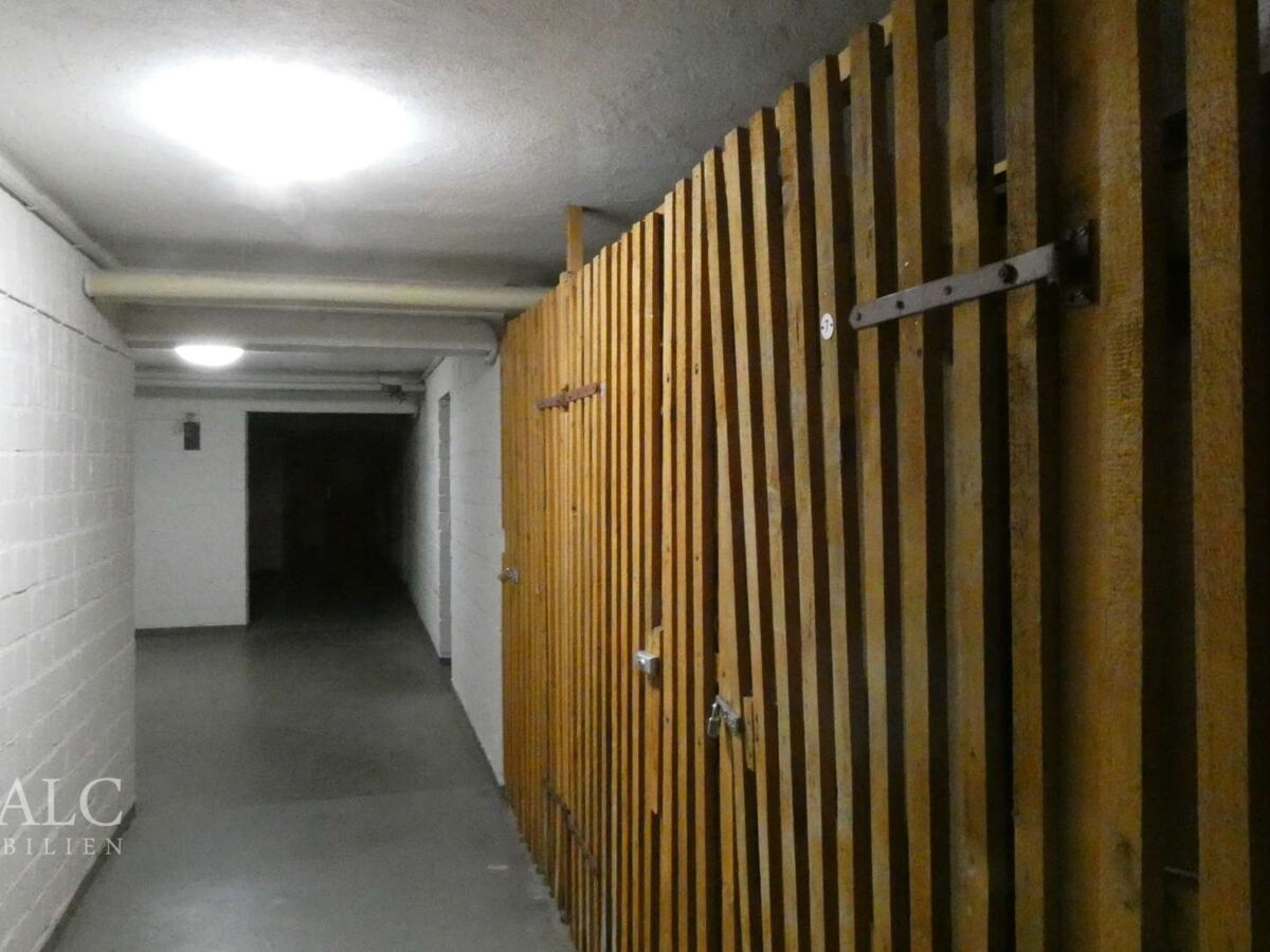Keller