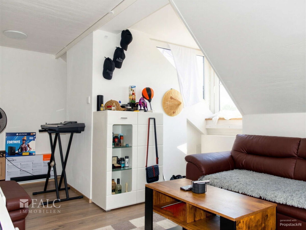 Schlafzimmer 4 von 5, KI optimiert