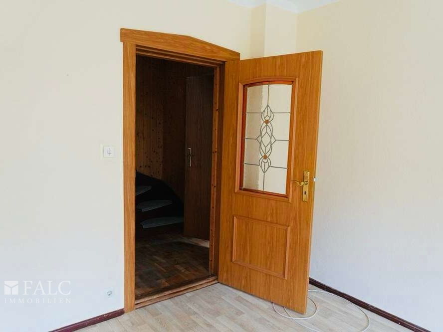 Tür Zimmer EG