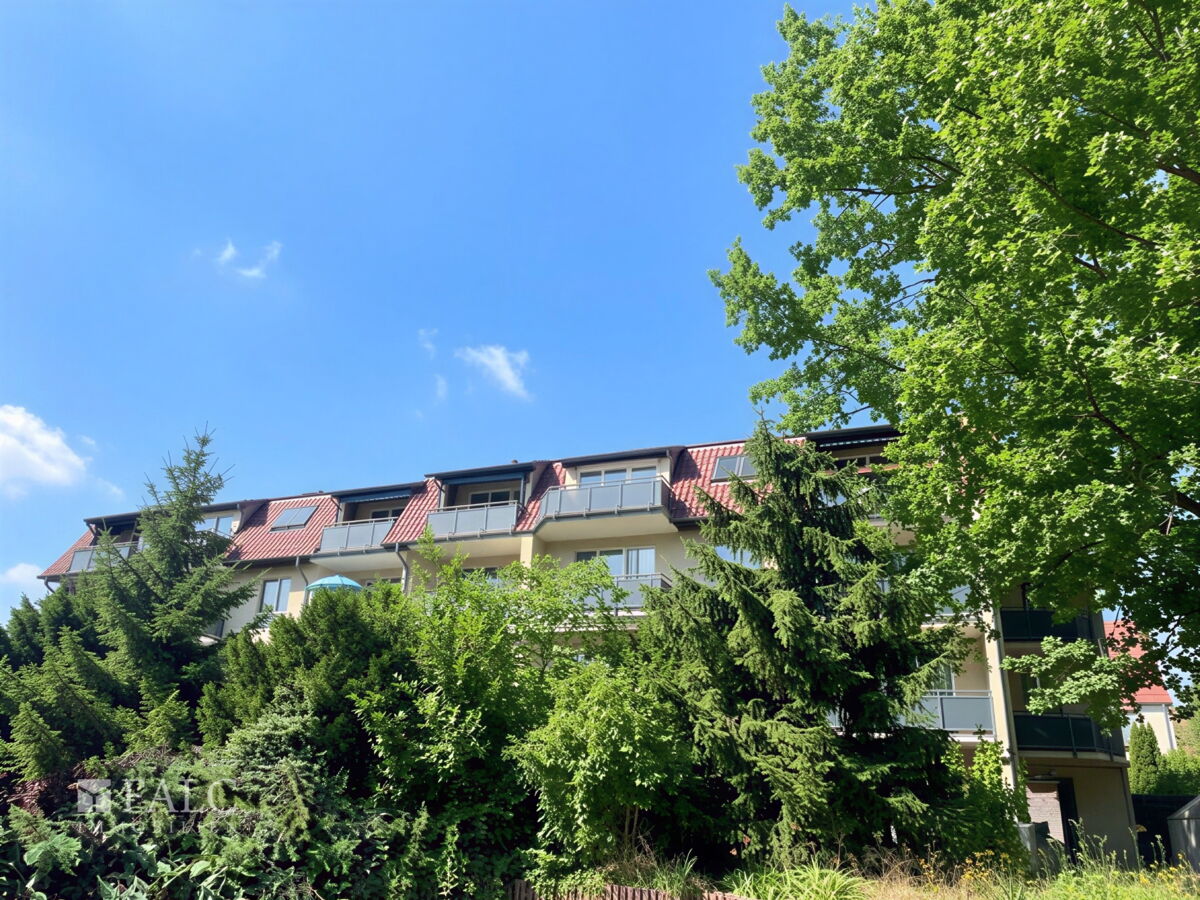 04 Außenansicht Balkon