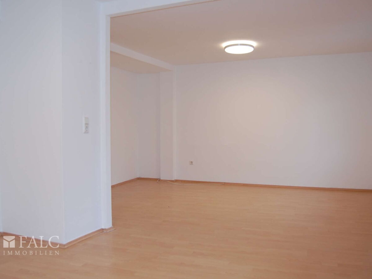 Wohnraum vorne__2.OG