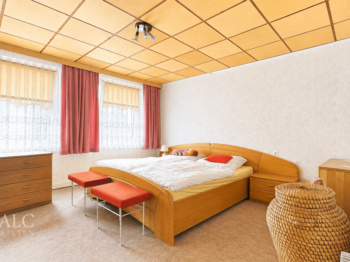 Schlafzimmer OG