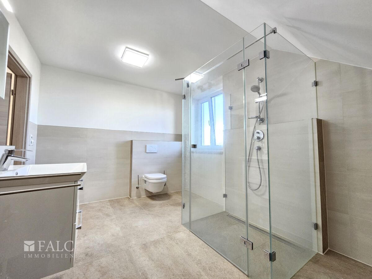 Badezimmer Dachgeschoss