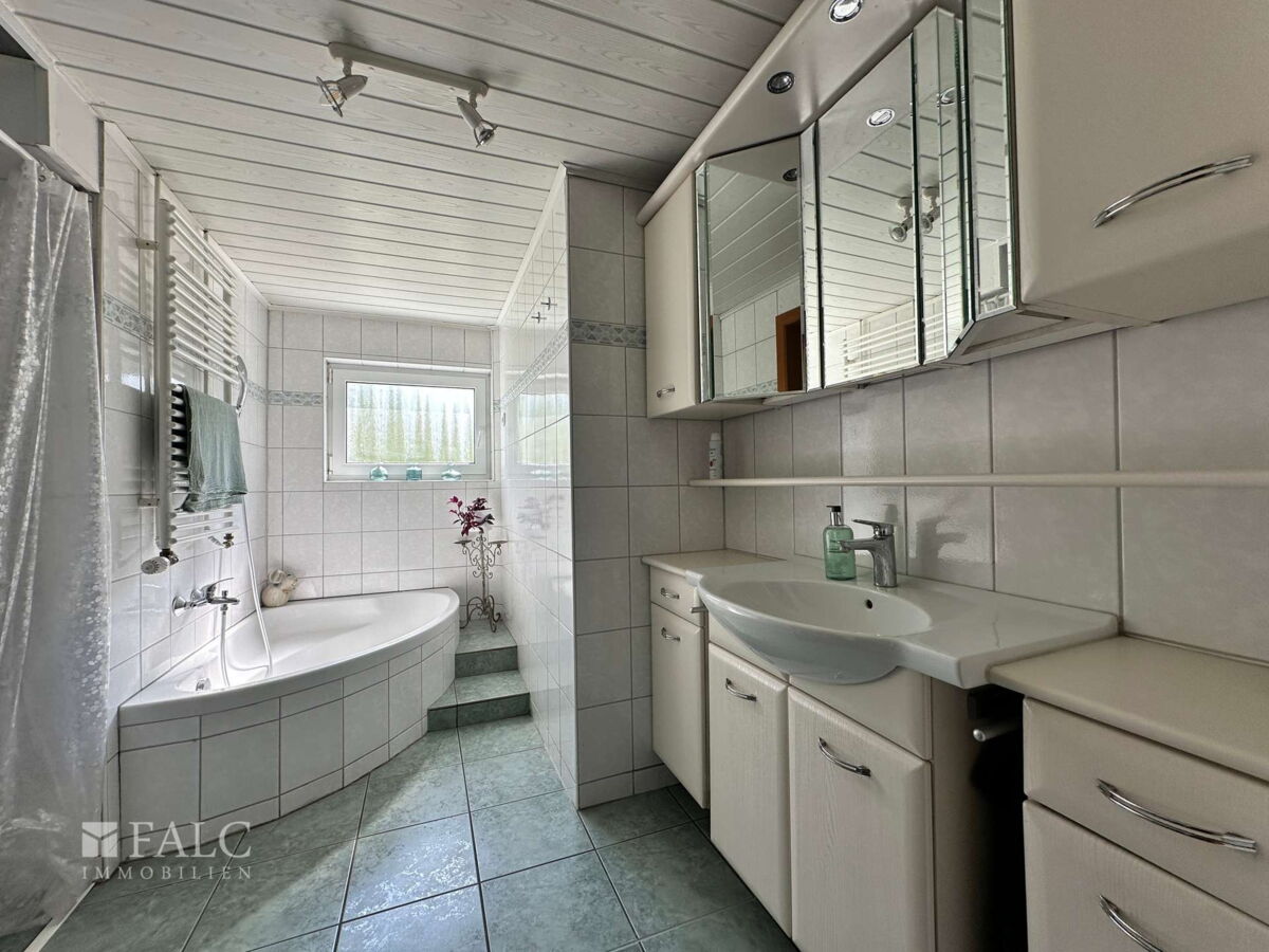 Badezimmer EG