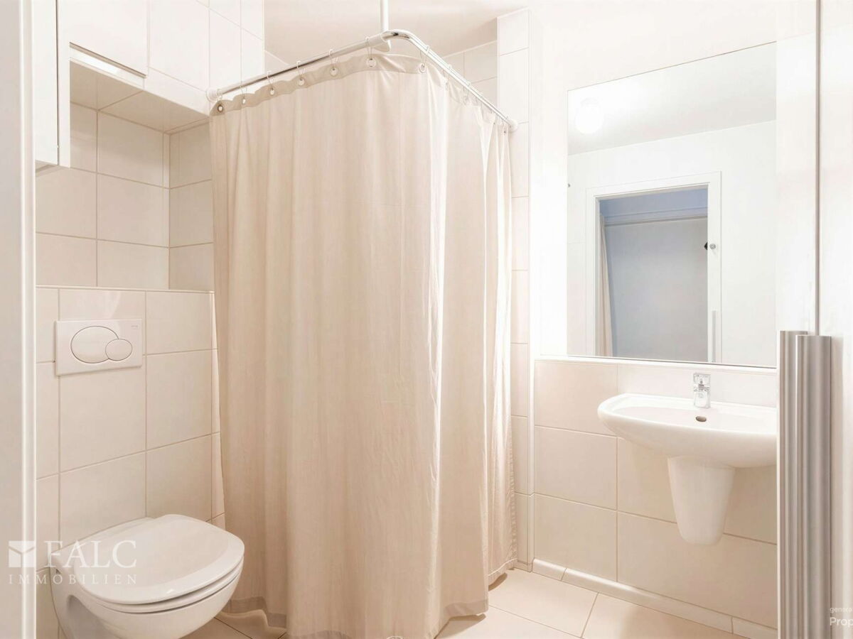 Badezimmer - (gestaged)