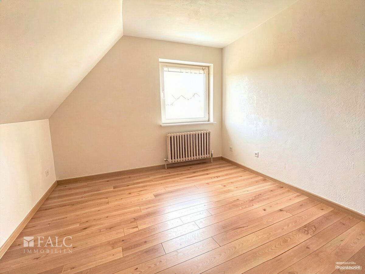Schlafzimmer DG - (KI generiert)