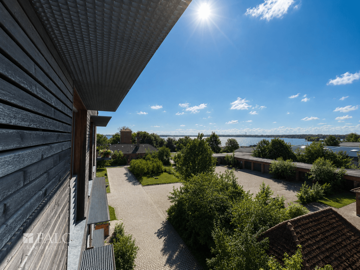 Blick vom Balkon (2)