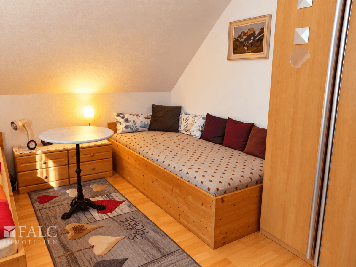  Zweites Schlafzimmer OG