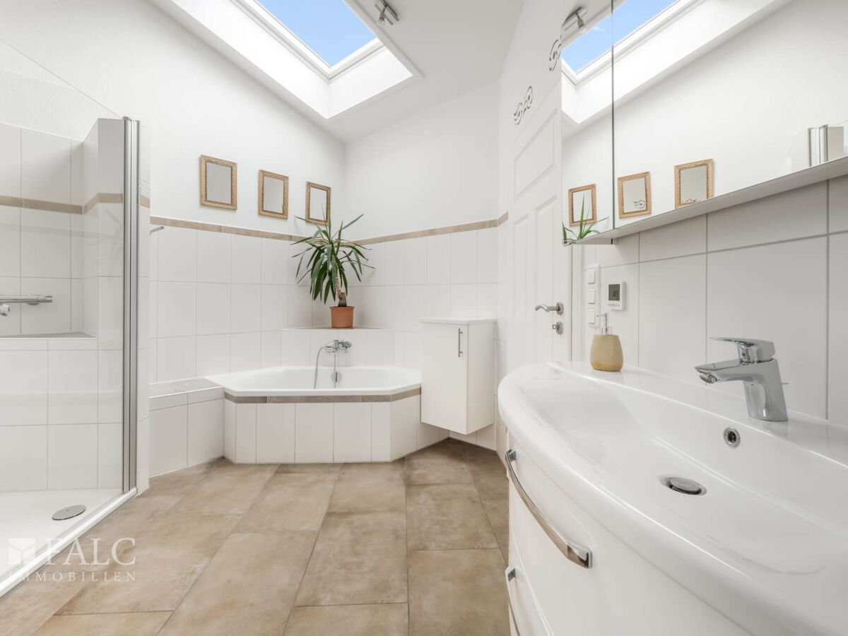 Badezimmer - Dachgeschoss