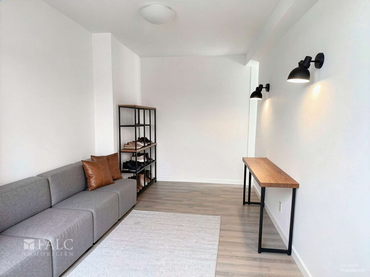 Wohnung 1: Flur-1.OG-KI-modern