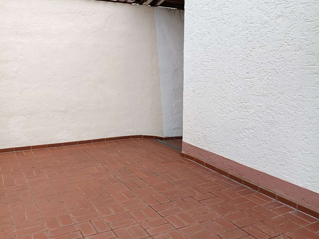  Terrasse EG