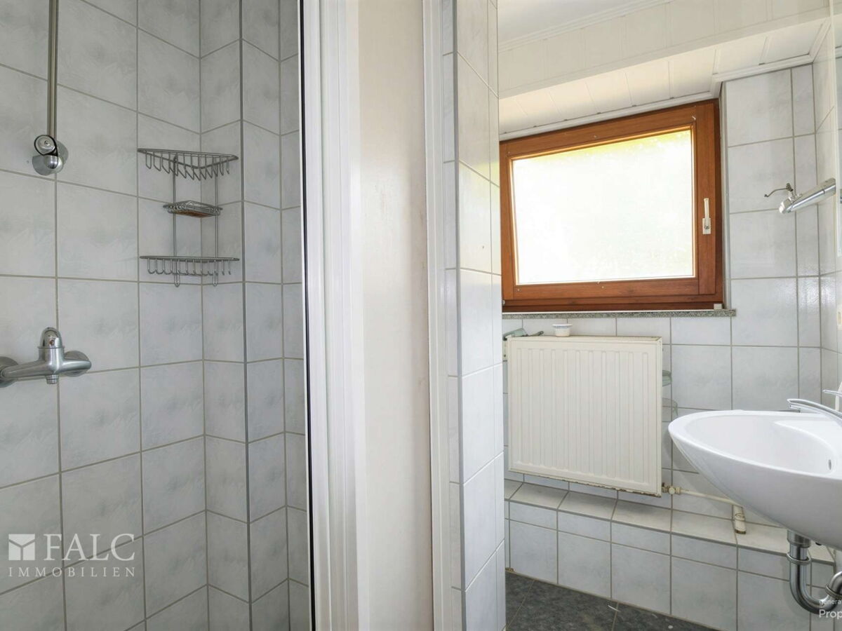 Badezimmer Keller - (KI generiert)
