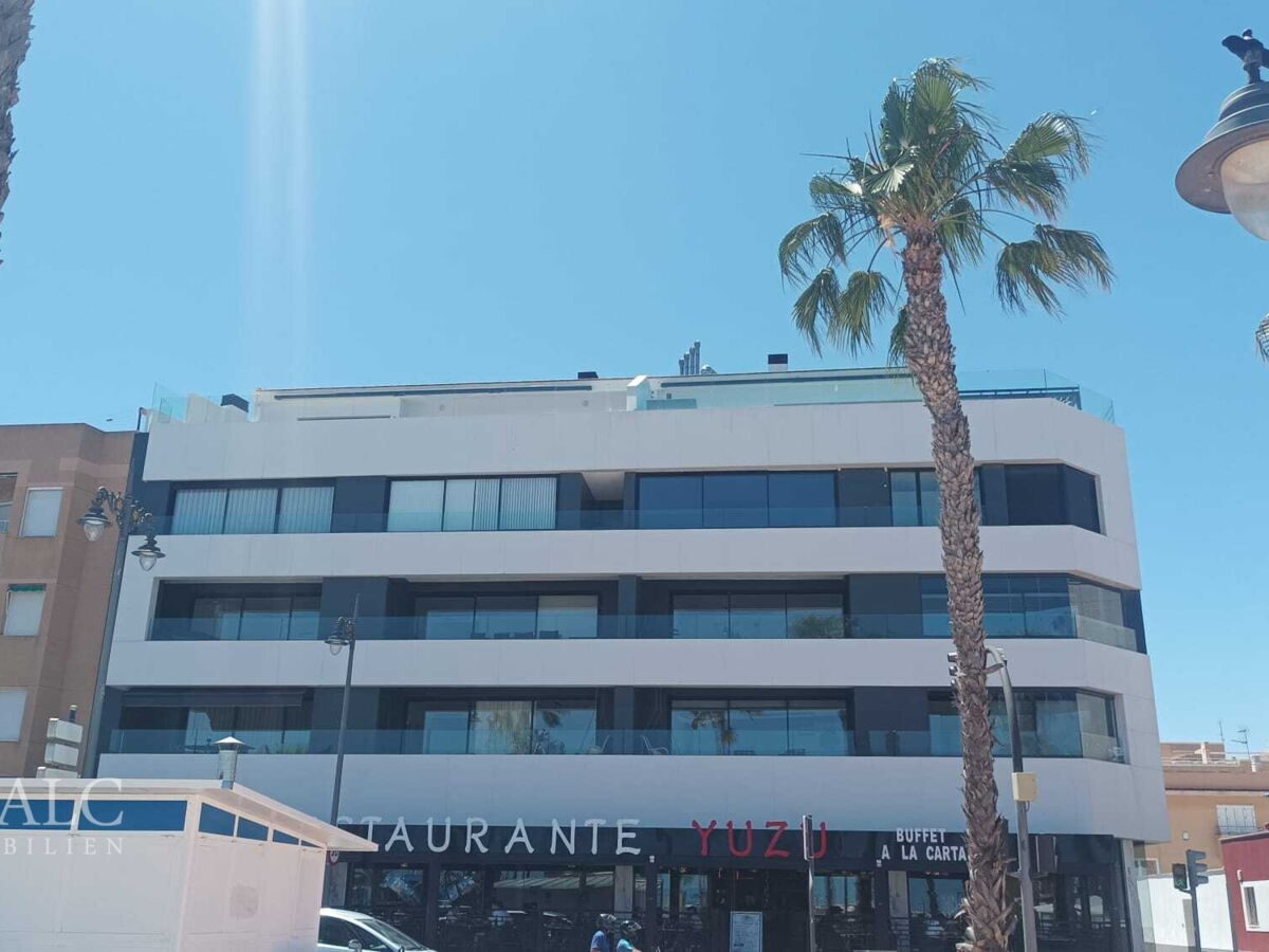 Wohnkomplex von außen - Blick vom Mar Menor