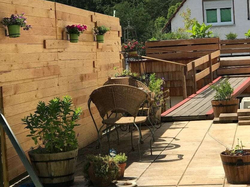 Terrasse seitlich