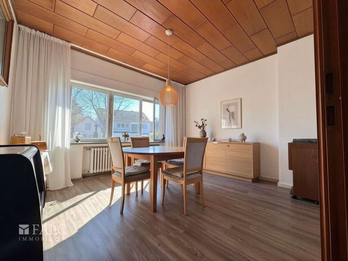 Esszimmer.