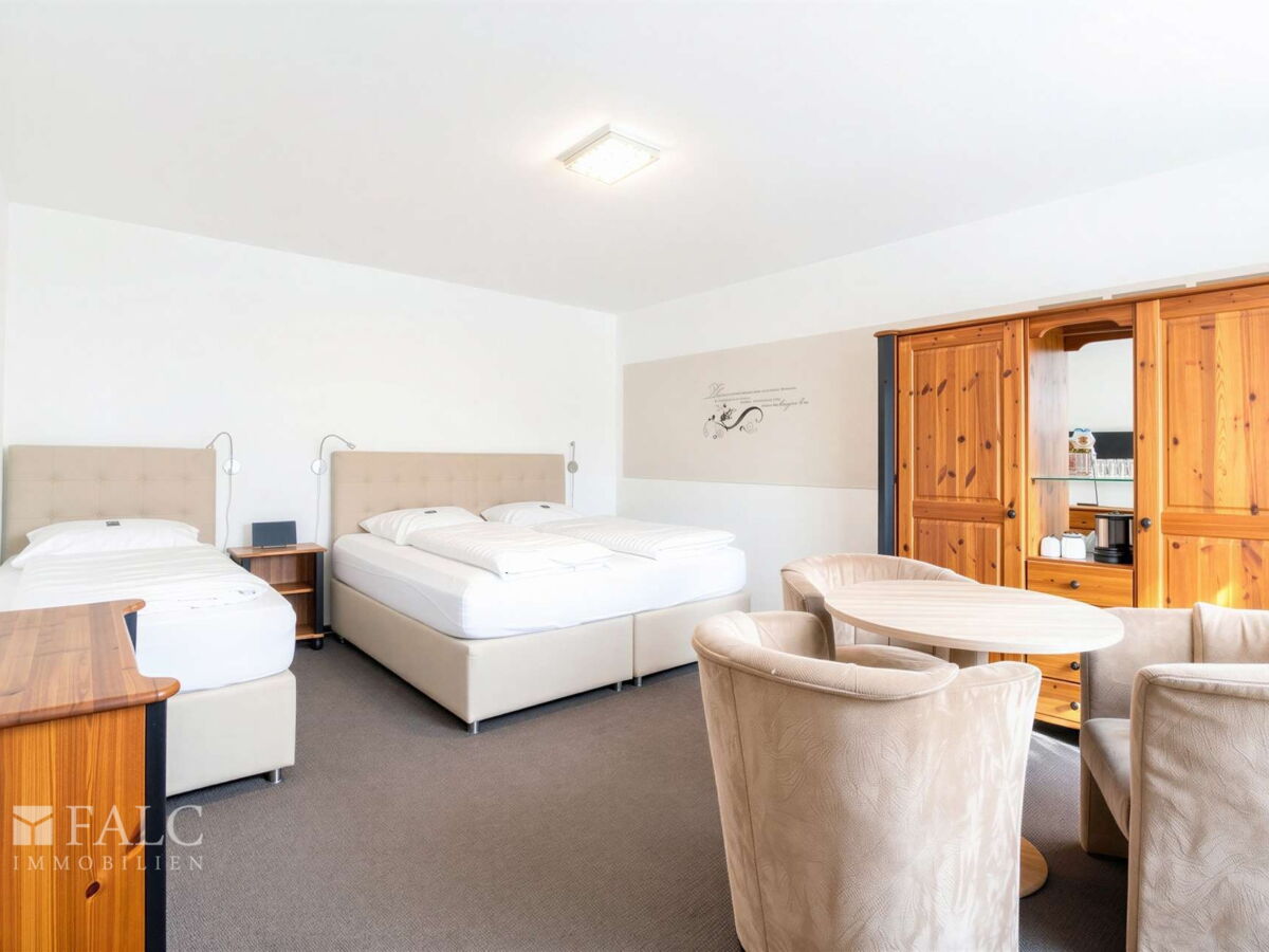Dreibettzimmer I