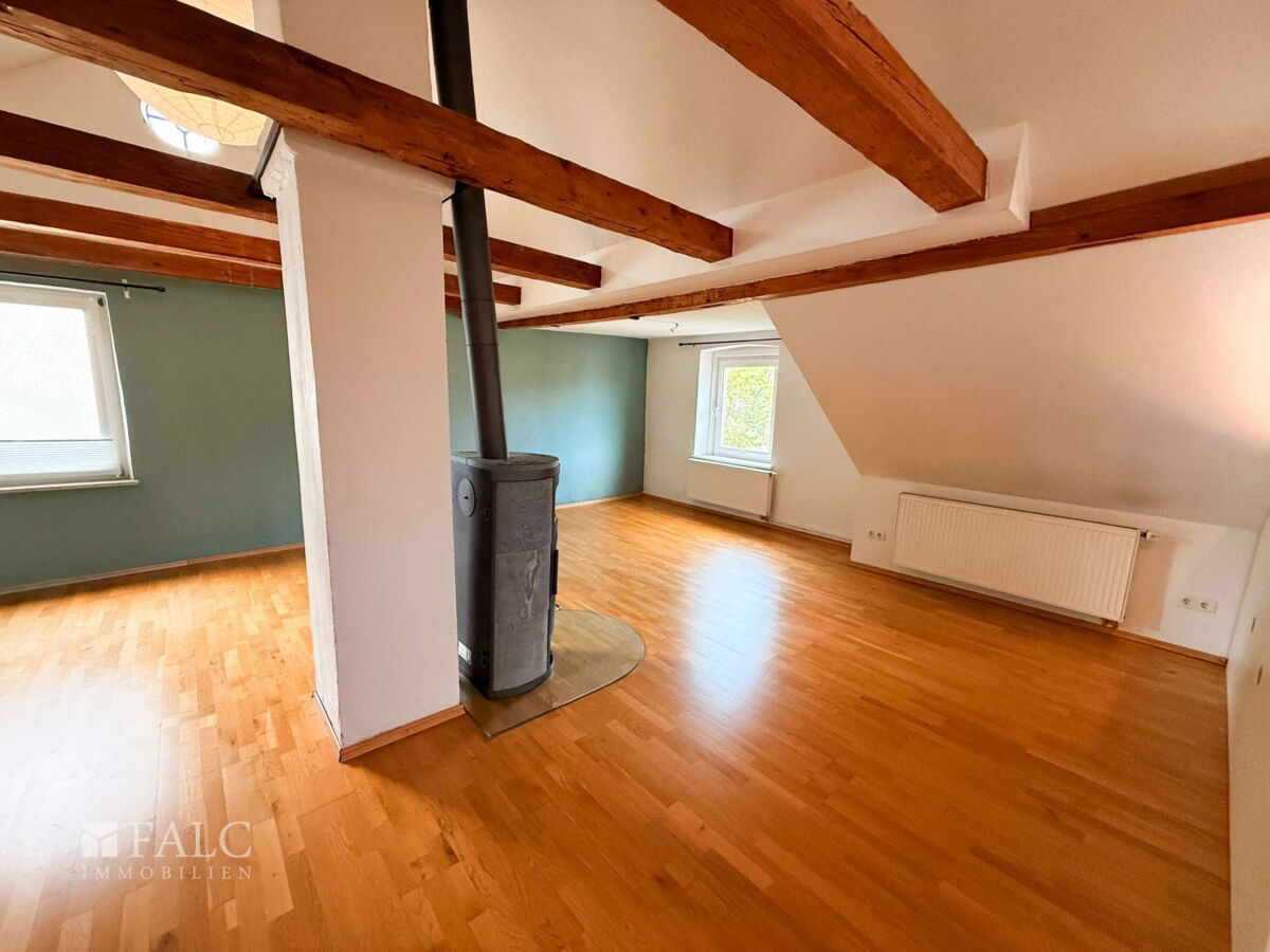 DG Wohnung - Wohnzimmer Bild 2