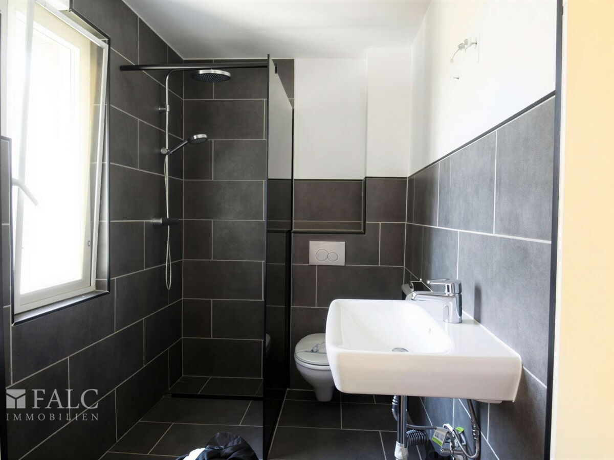 Neues Duschbad 1. OG