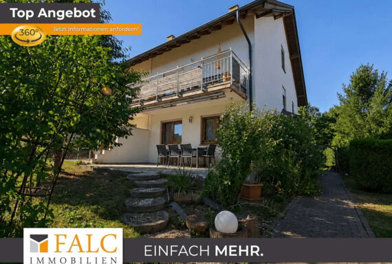 Außenansicht mit Terrasse