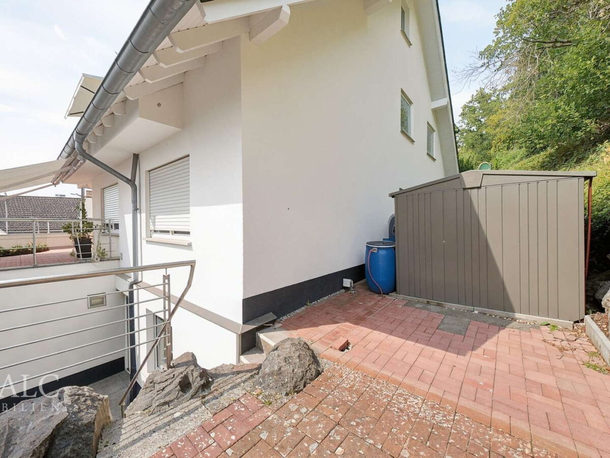 Hinternterrasse 