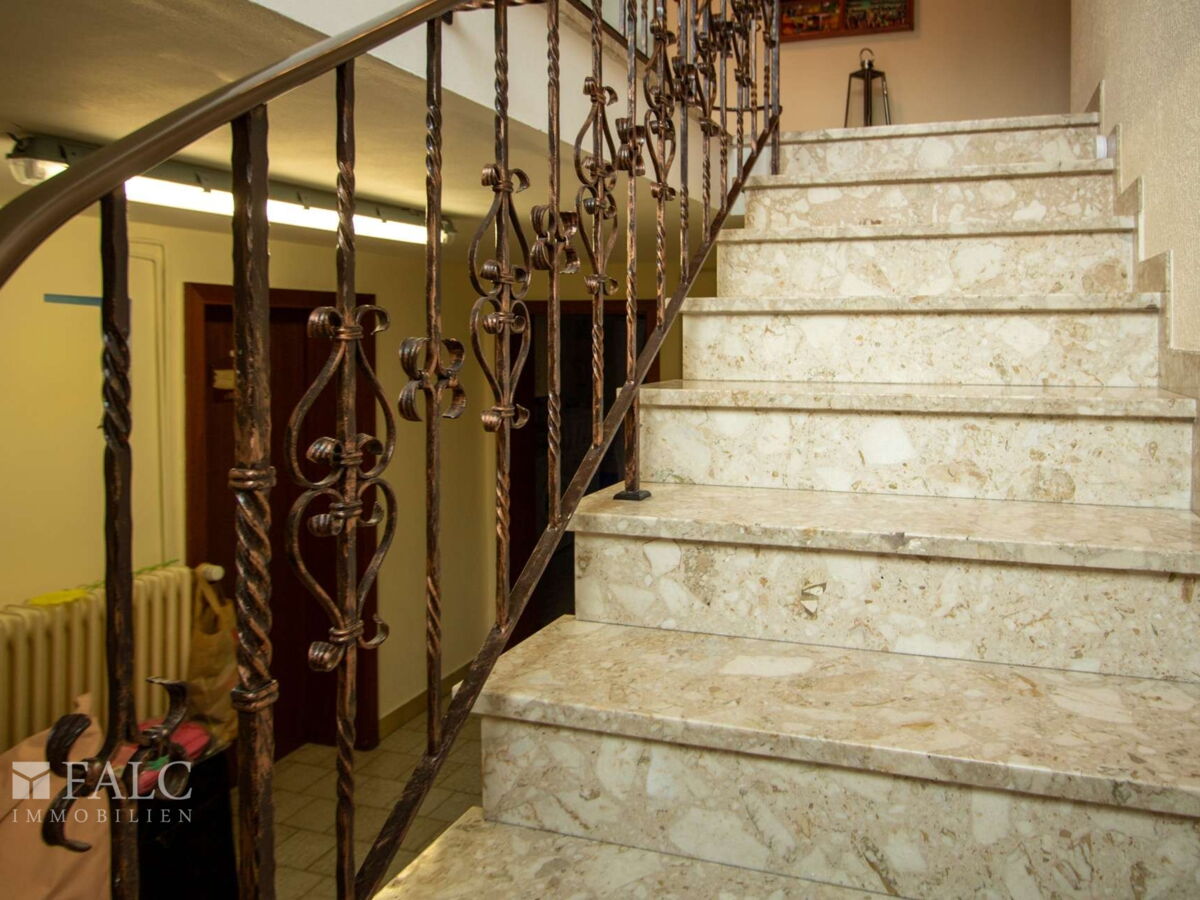 Treppe zum KG