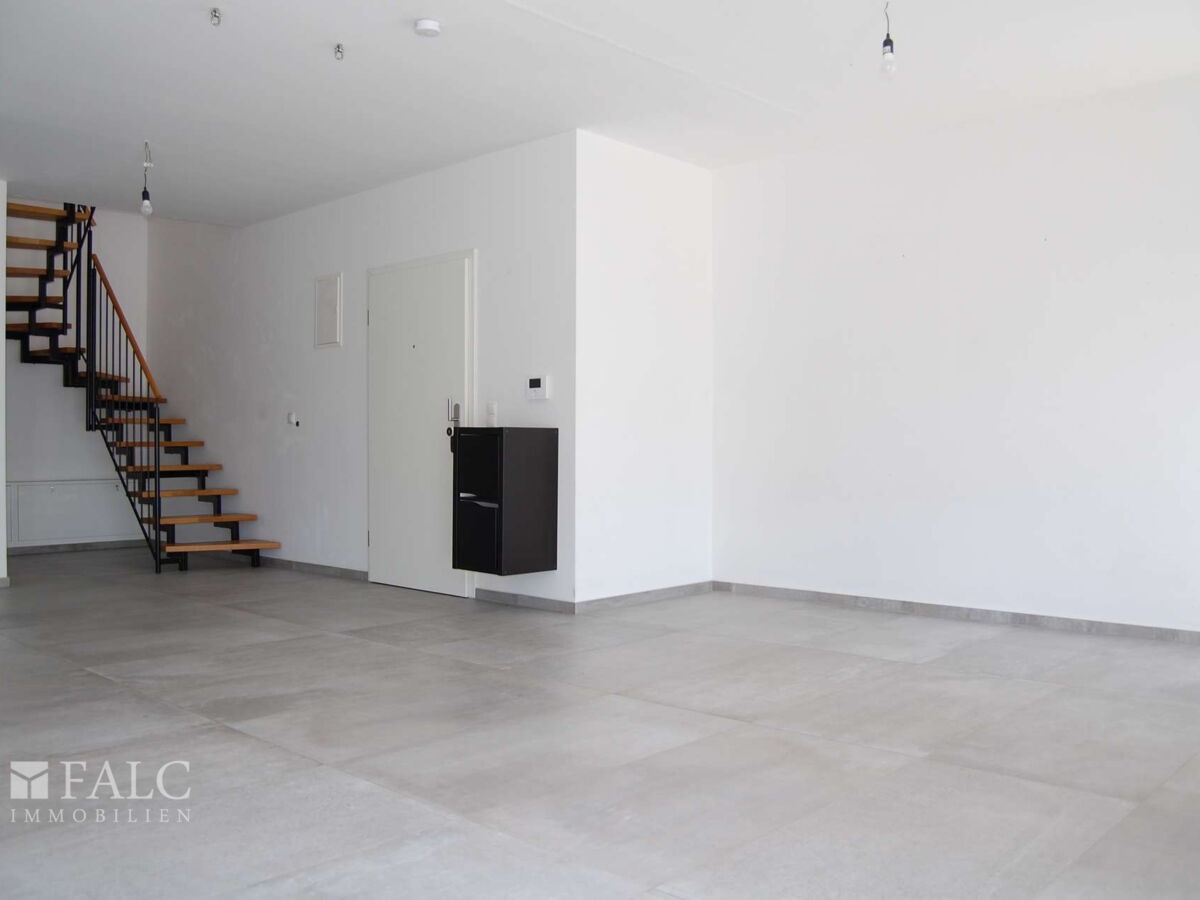 Wohnbereich Richtung Treppe_1.OG