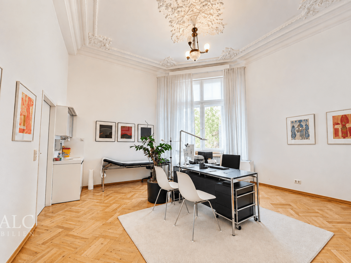 Arbeitszimmer