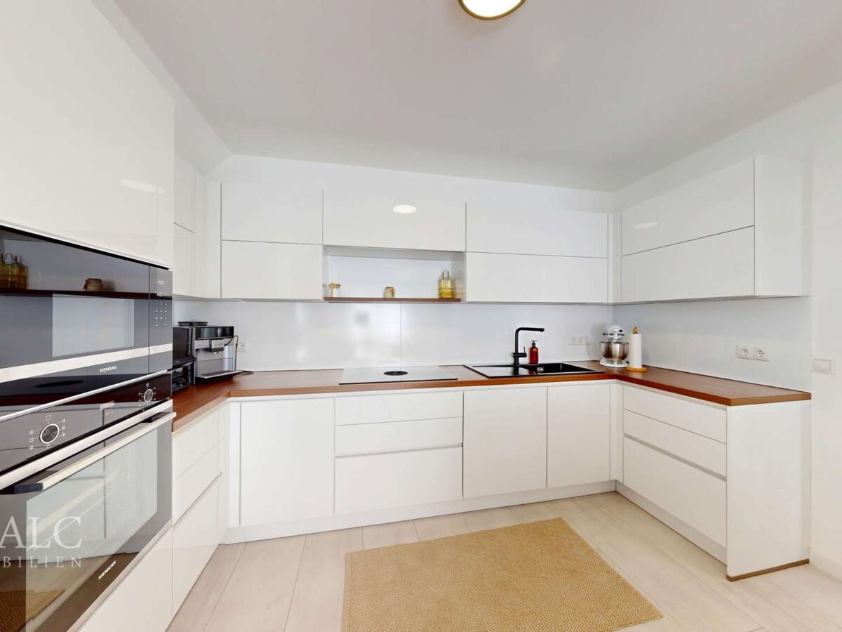 Vorderhaus_Wohnung 2_OG_Küche