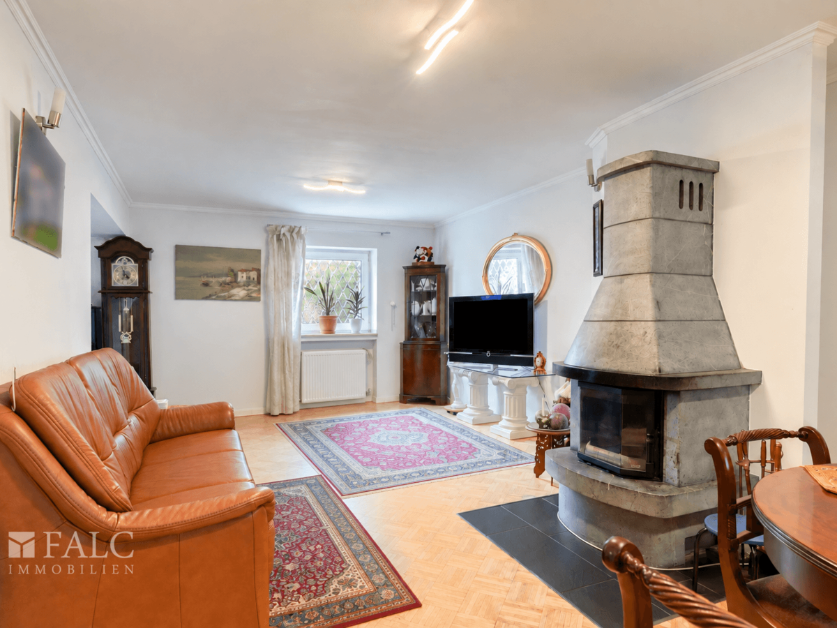 Wohnzimmer und Kamin