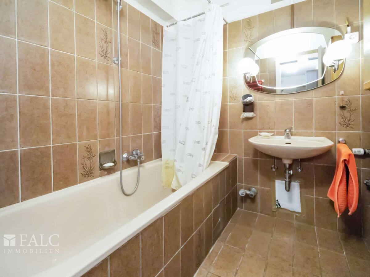 4. Wohnung Badezimmer