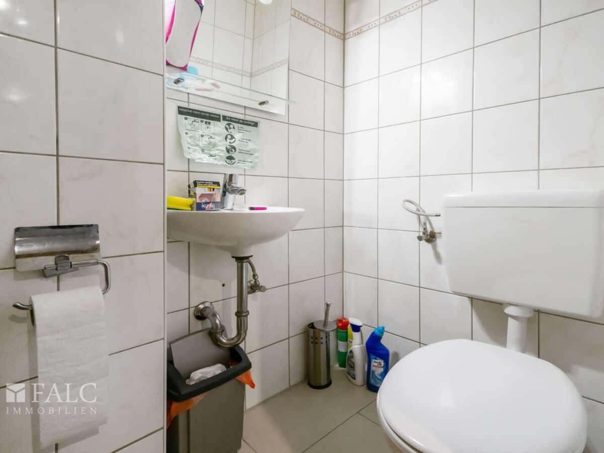 3. Wohnung Toilette