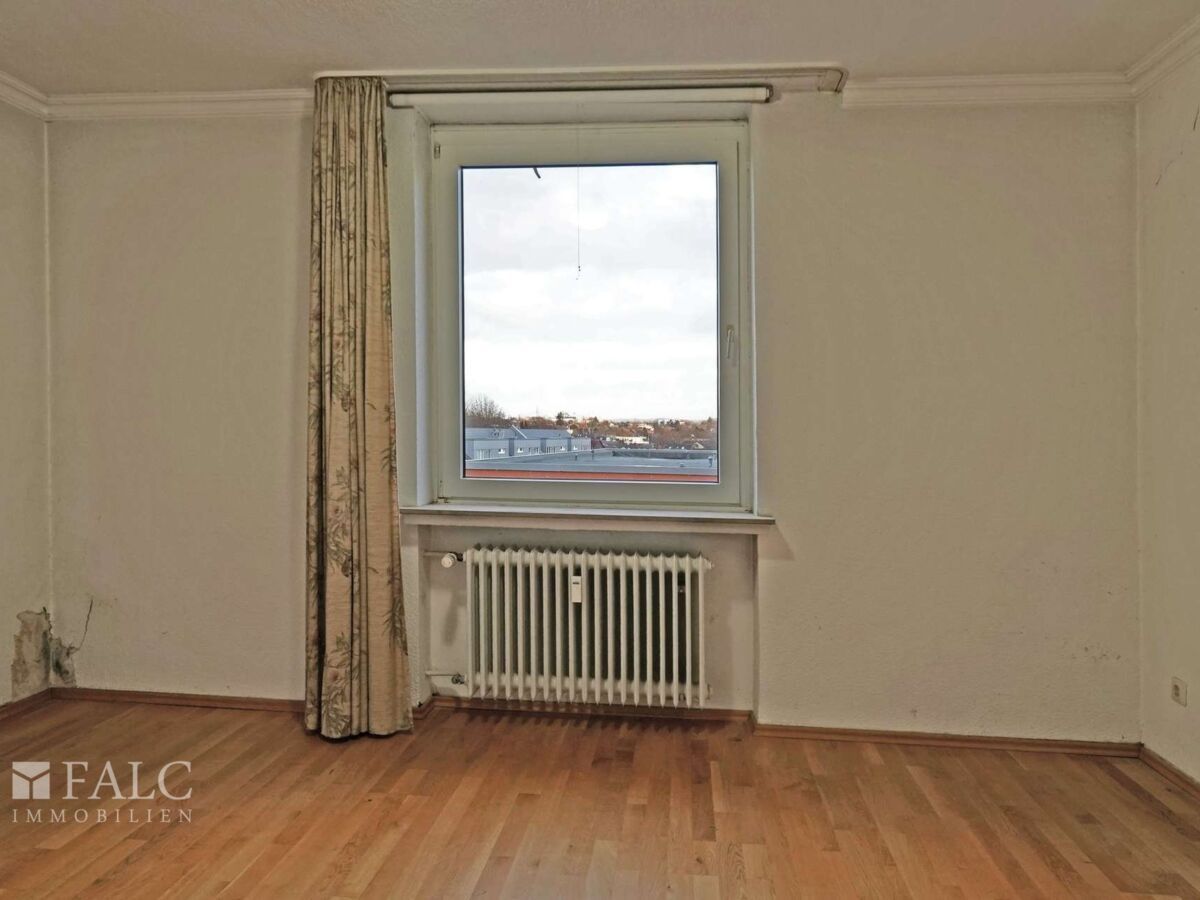 Kinder-/ Arbeitszimmer