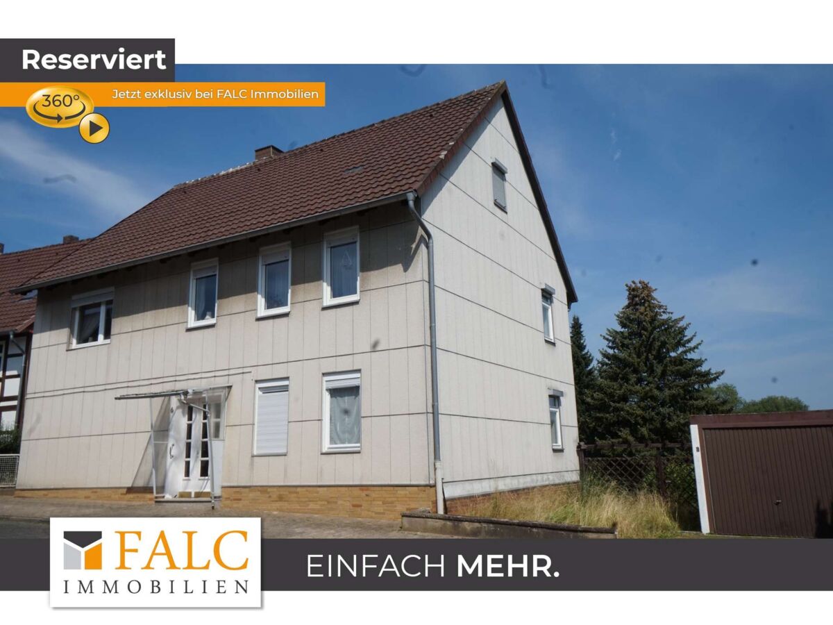 Blick von der Strasse