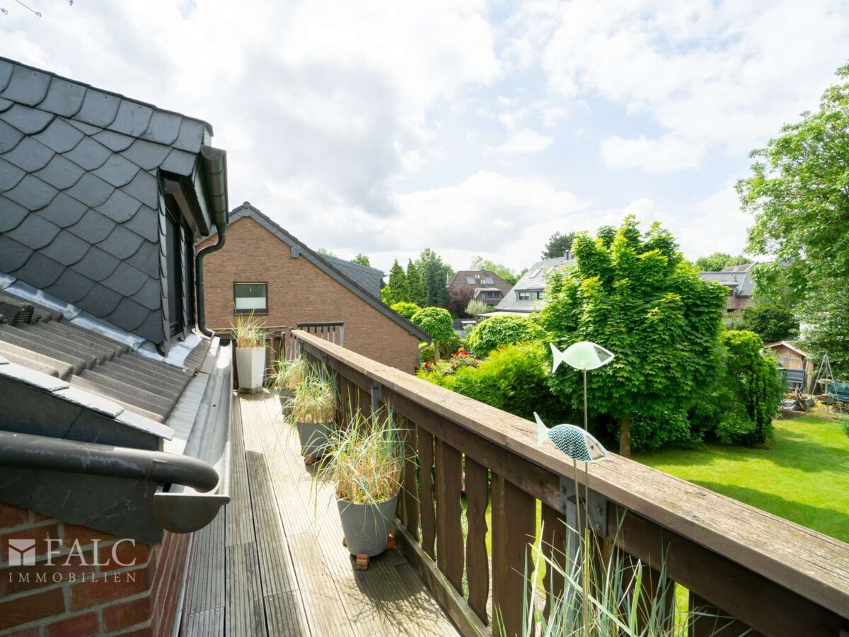Balkon über die Außentreppe