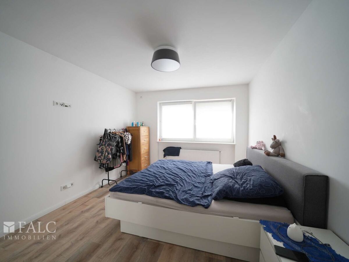 OG Schlafzimmer II
