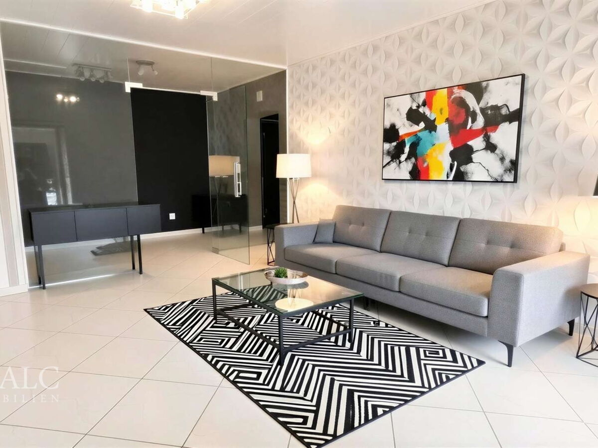 Wohnzimmer (digital möbliert)