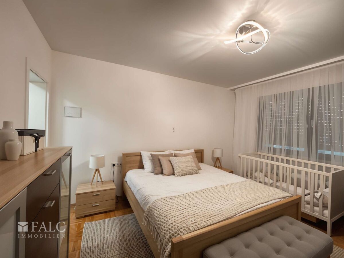 Schlafzimmer EG
