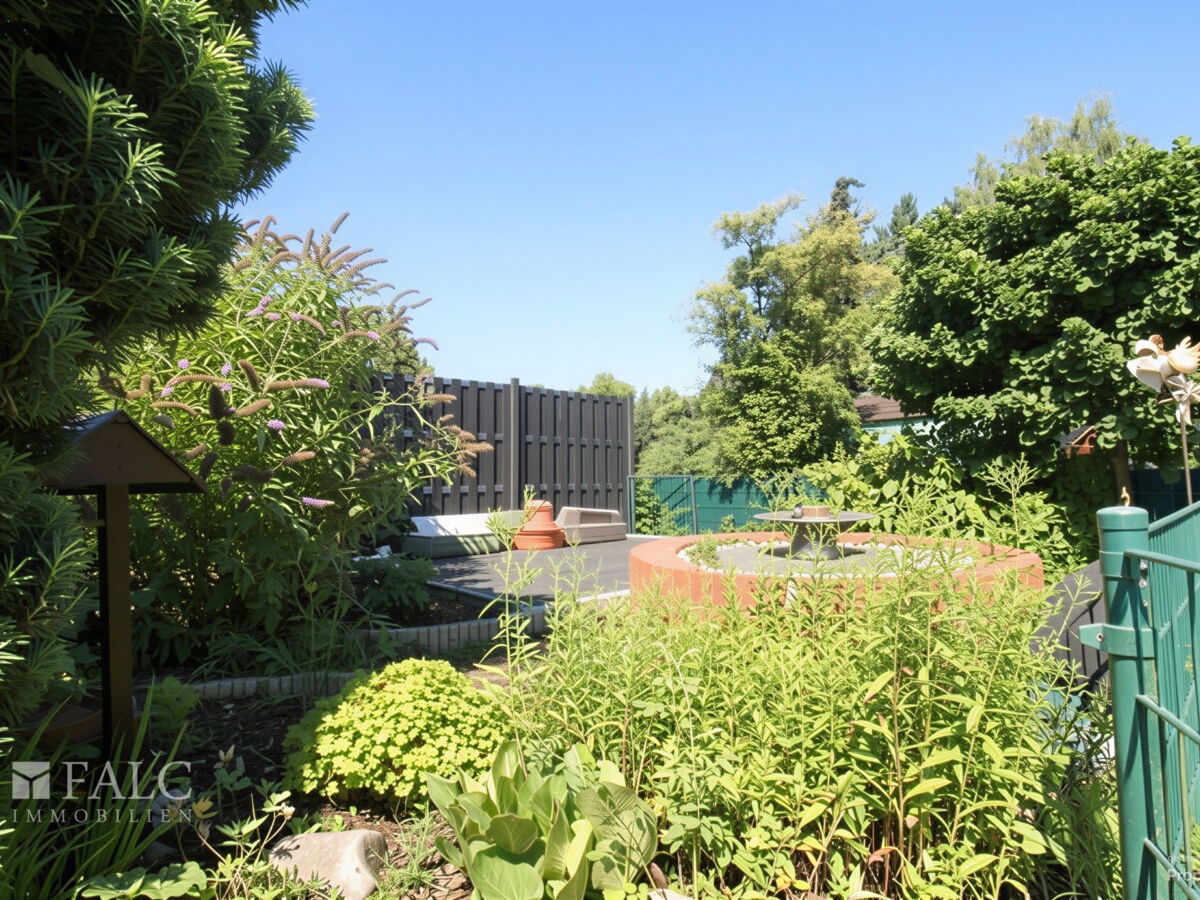 Terrasse im Garten 