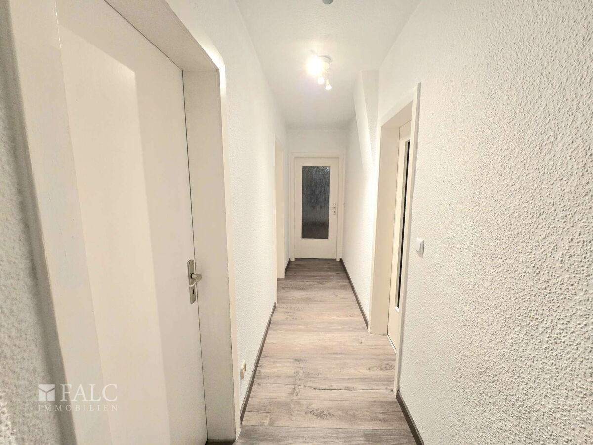 Flur zum Wohnzimmer