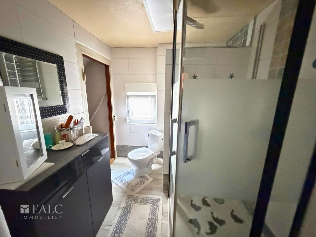Badezimmer im Dachgeschoss