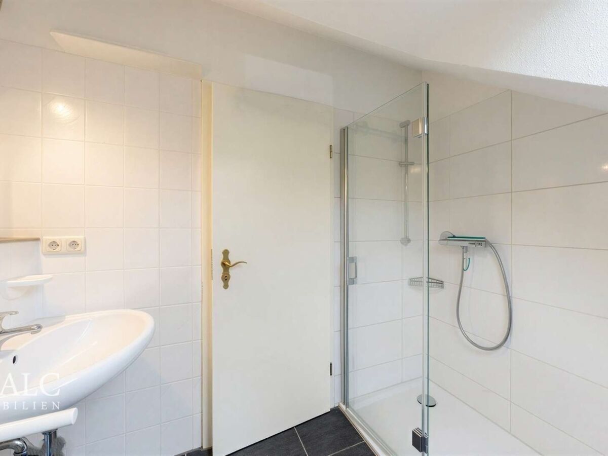 Bad mit Dusche