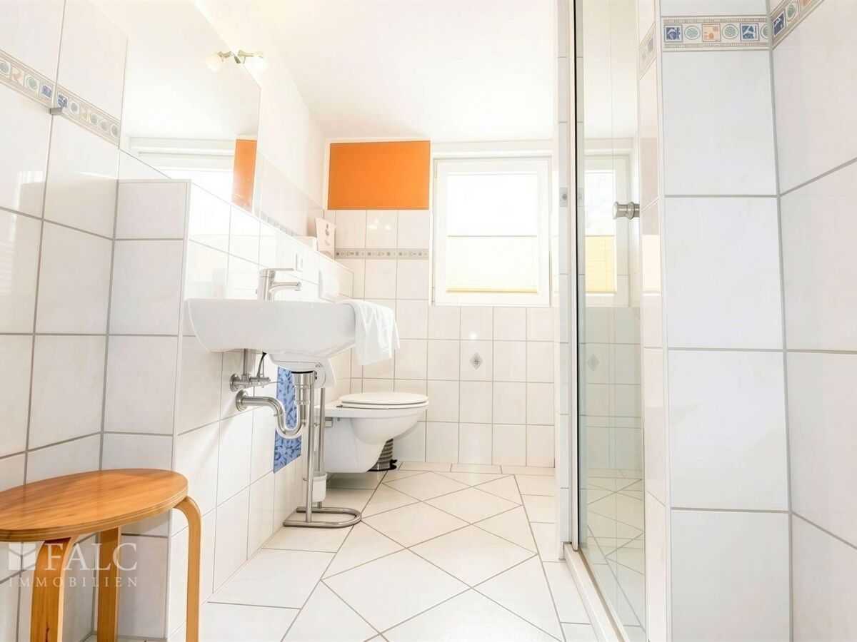 Badezimmer im Dachgeschoss