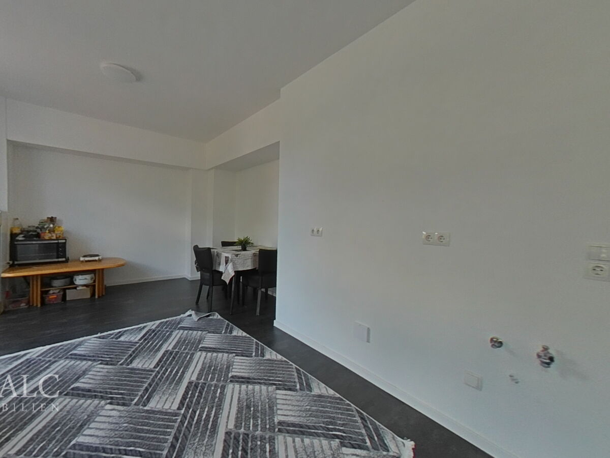 1 OG Wohnzimmer mit Küche